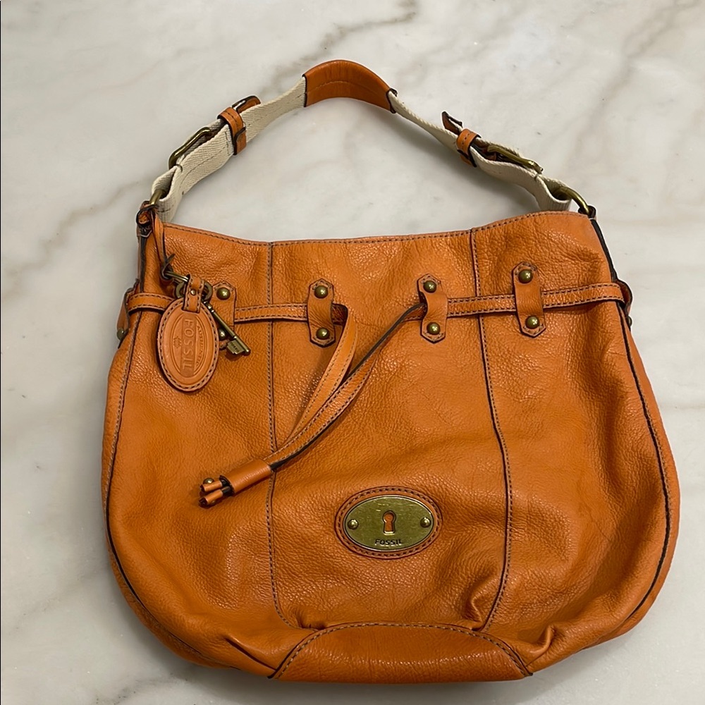 Fossil Orange Shoulder Bag with Elegant Gold Hardware